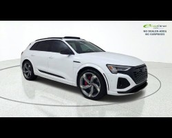 2024 Audi Sq8 E-tron